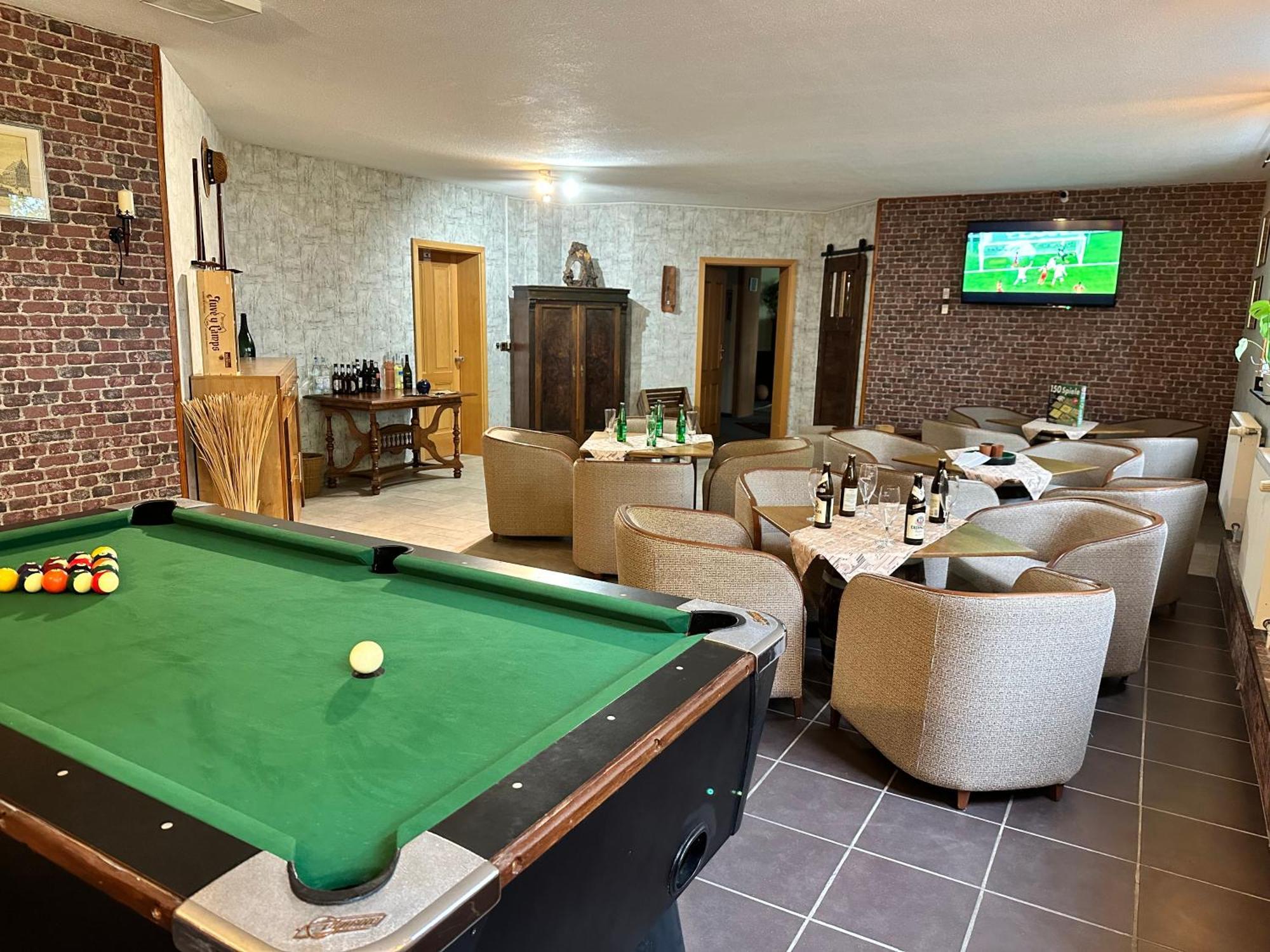 Canow Landhotel Peters מראה חיצוני תמונה